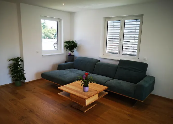 Spacy Apartment Next To The Center Of Graz With Terrasse